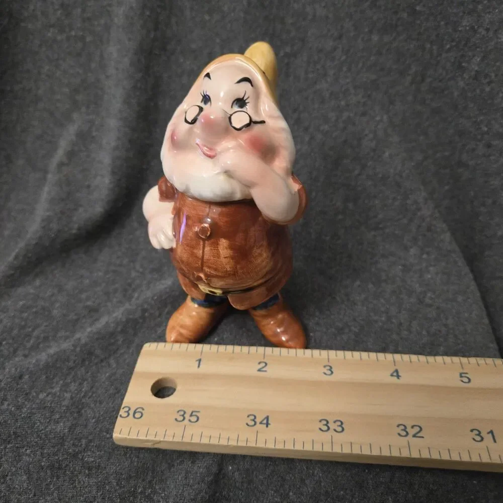 Rare Walt Disney Doc Snow White Vintage 1960 Ceramic Figurine Japan Collectible